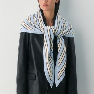 Aritzia Key Cashmere Scarf